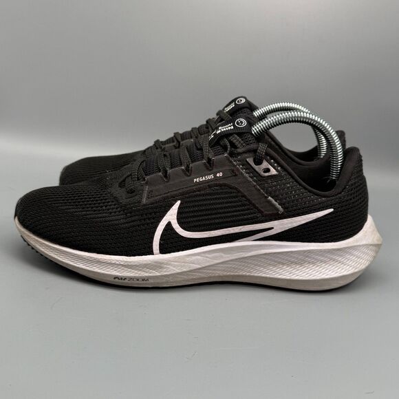 Nike Air Zoom Pegasus 40 Women's 9 Black White Athletic Running Sneakers Low Top - Picture 4 of 10